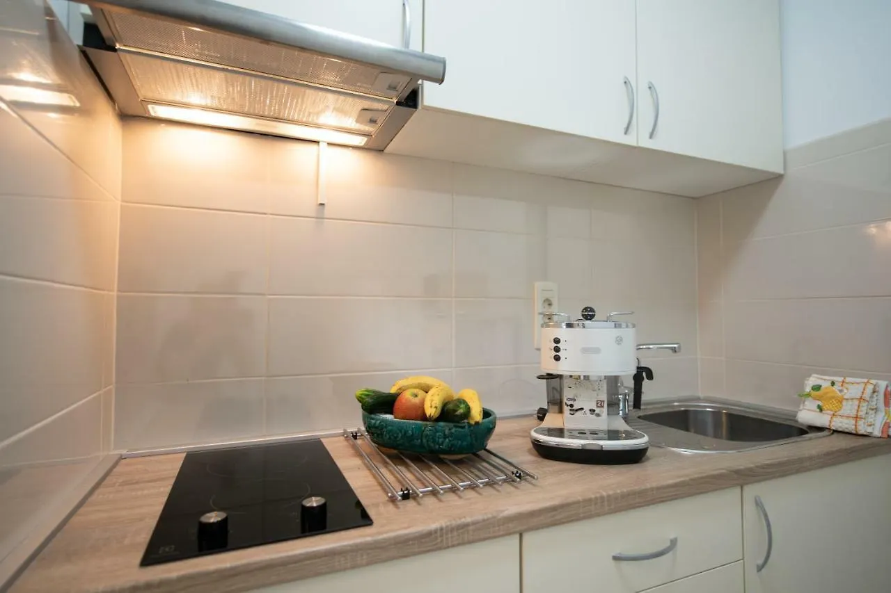Apartments Stella Opatija 0*,